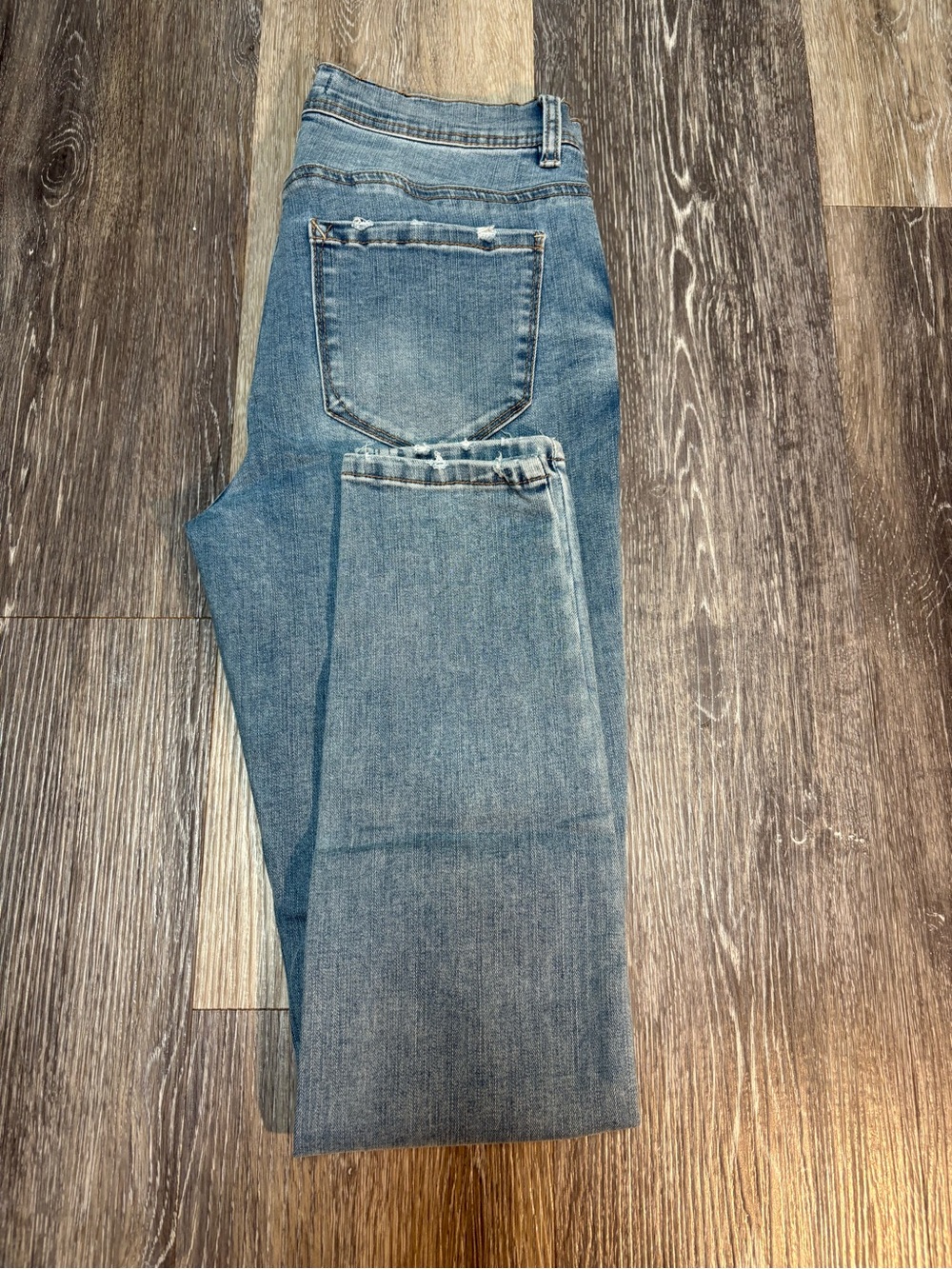 Women's Krnsie Skinny Light Blue Denim Jeans Size 27.  Streetwear, everyday wear